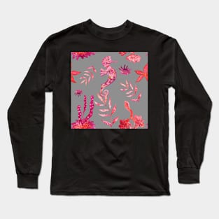 Red Seahorse and Algae (on gray background) Long Sleeve T-Shirt